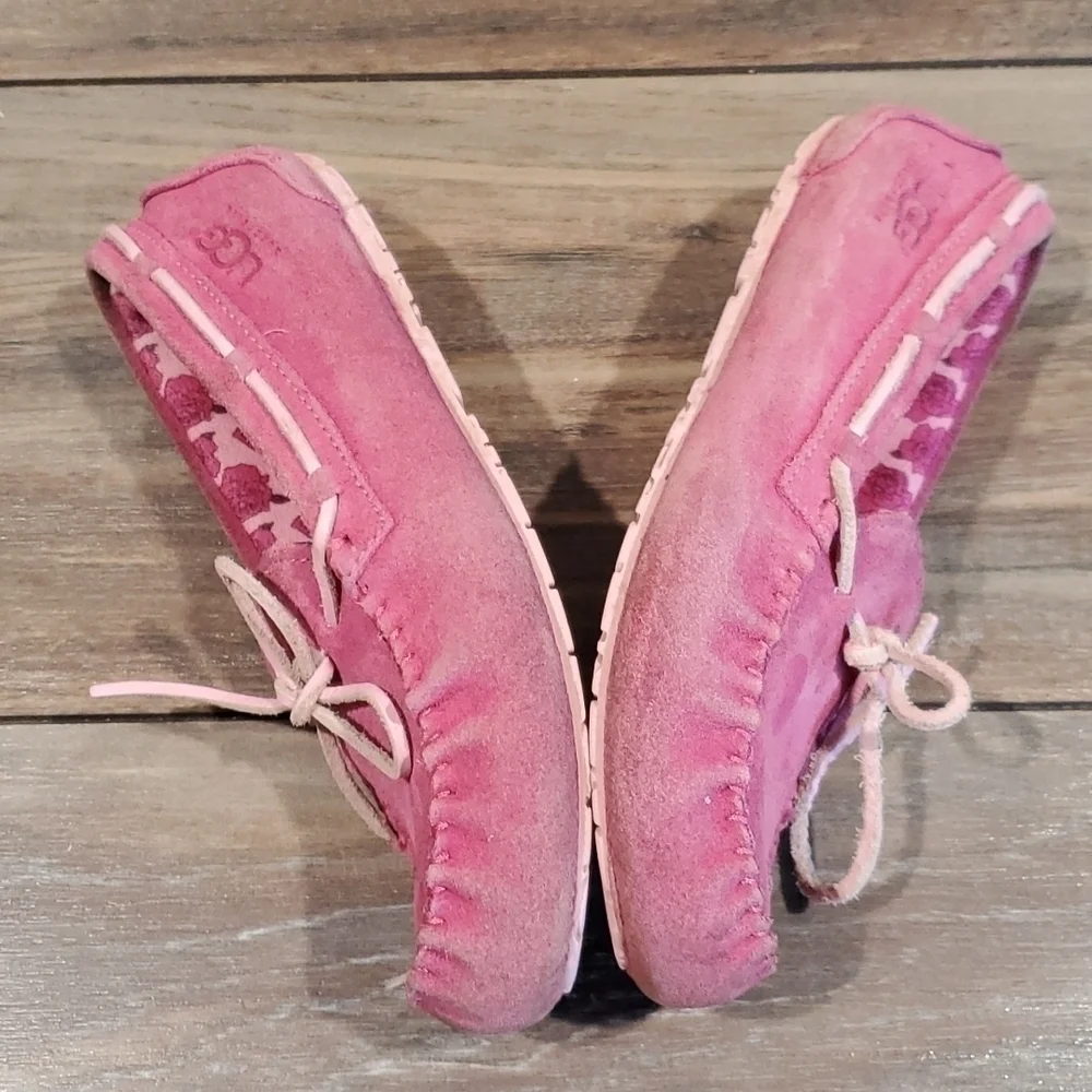 Ugg Australia kids pink suede slippers Loafer fur szUS 3 EUR 33 shoes